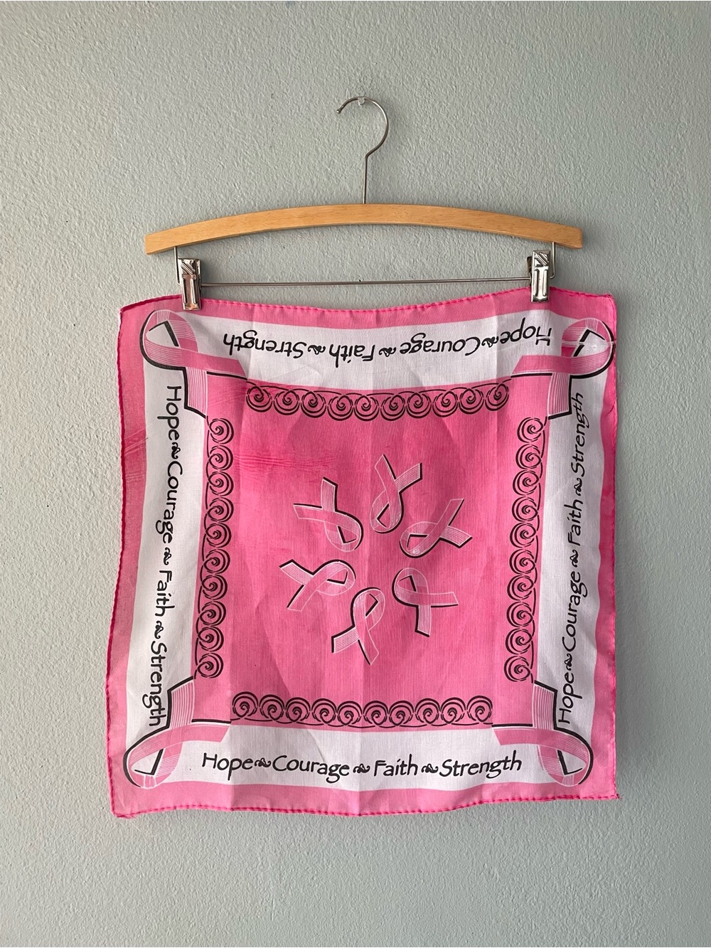 🌻5/$15🌻 Unbranded | Pink & White Breast Cancer Awareness Bandana